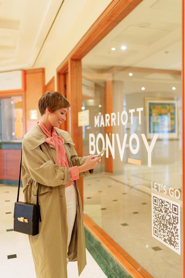 Отель Courtyard By Marriott Тбилиси