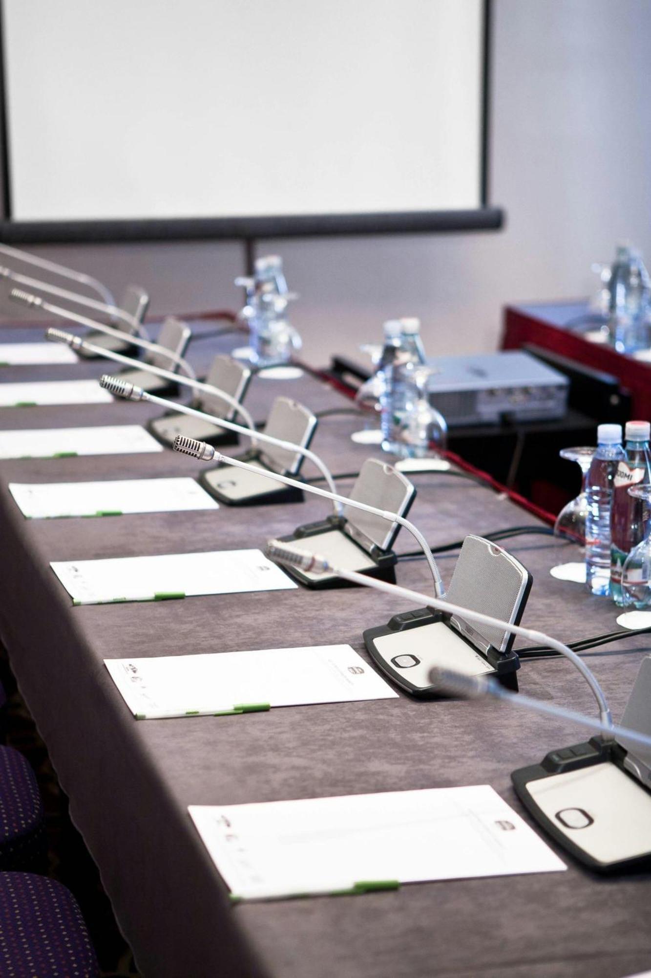 Отель Courtyard By Marriott