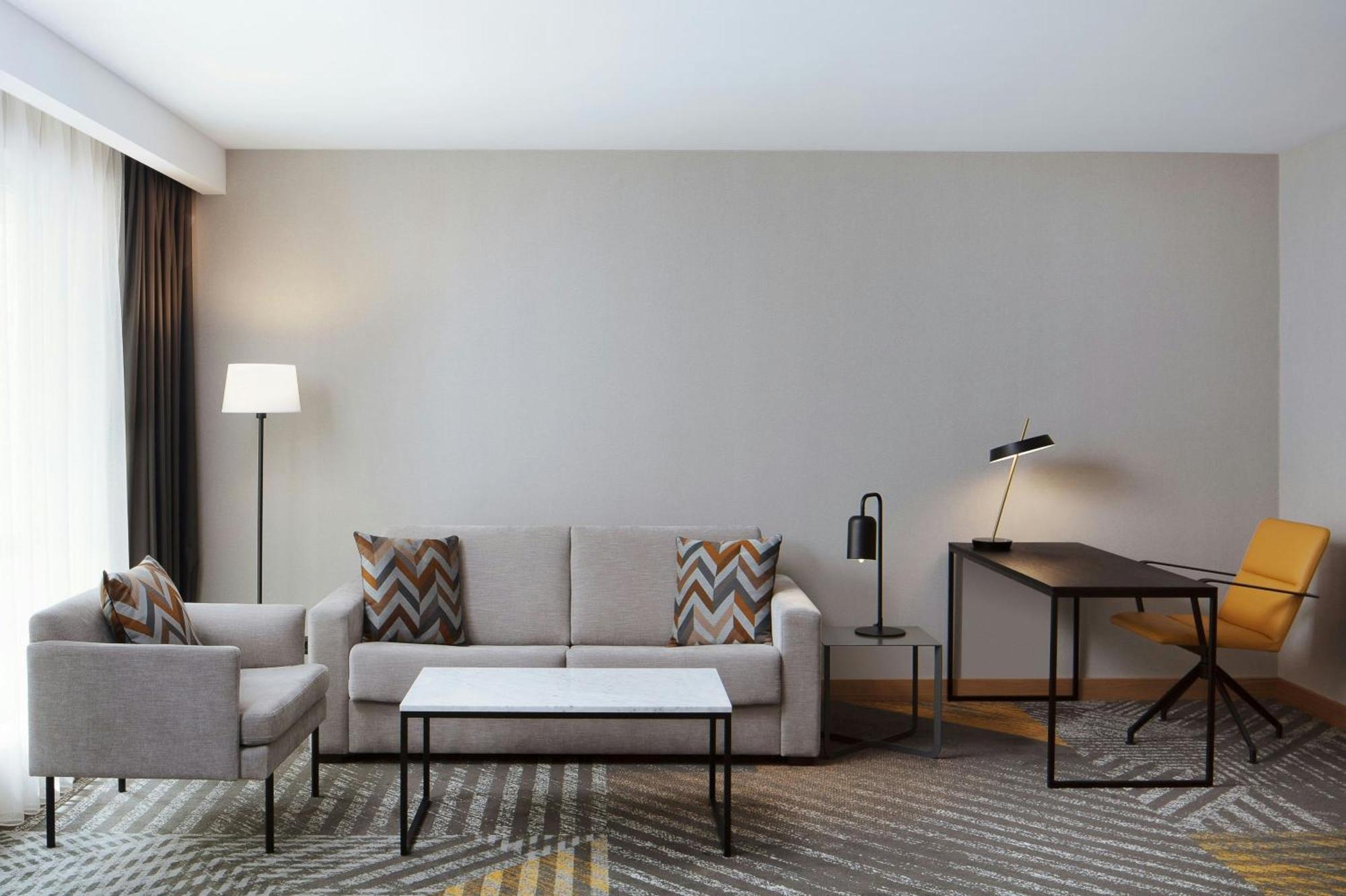 Courtyard By Marriott Тбилиси