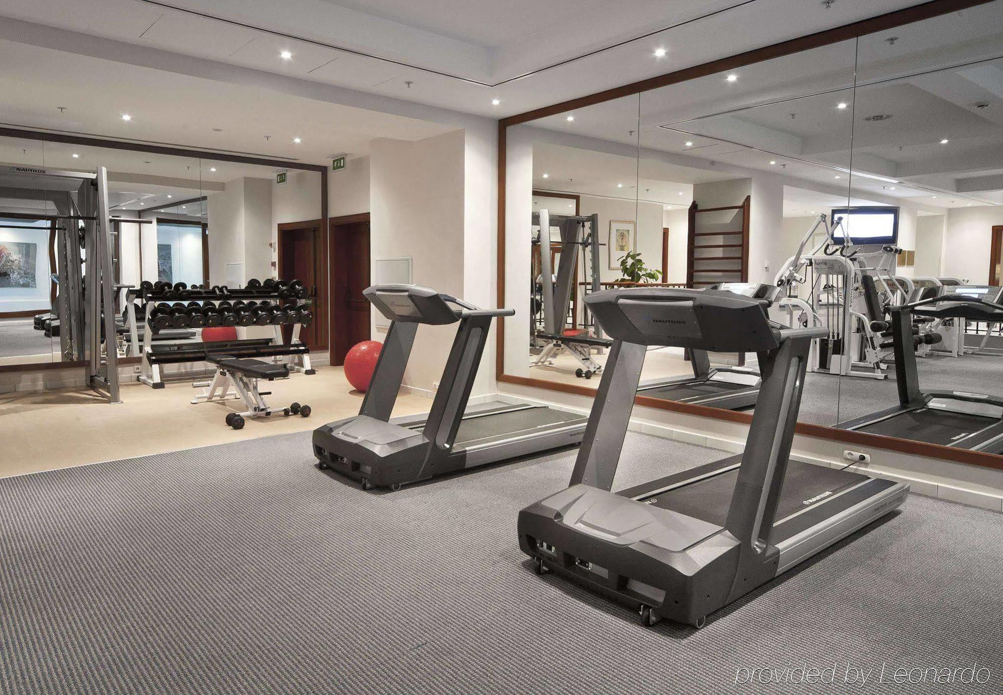 Courtyard By Marriott 4*
