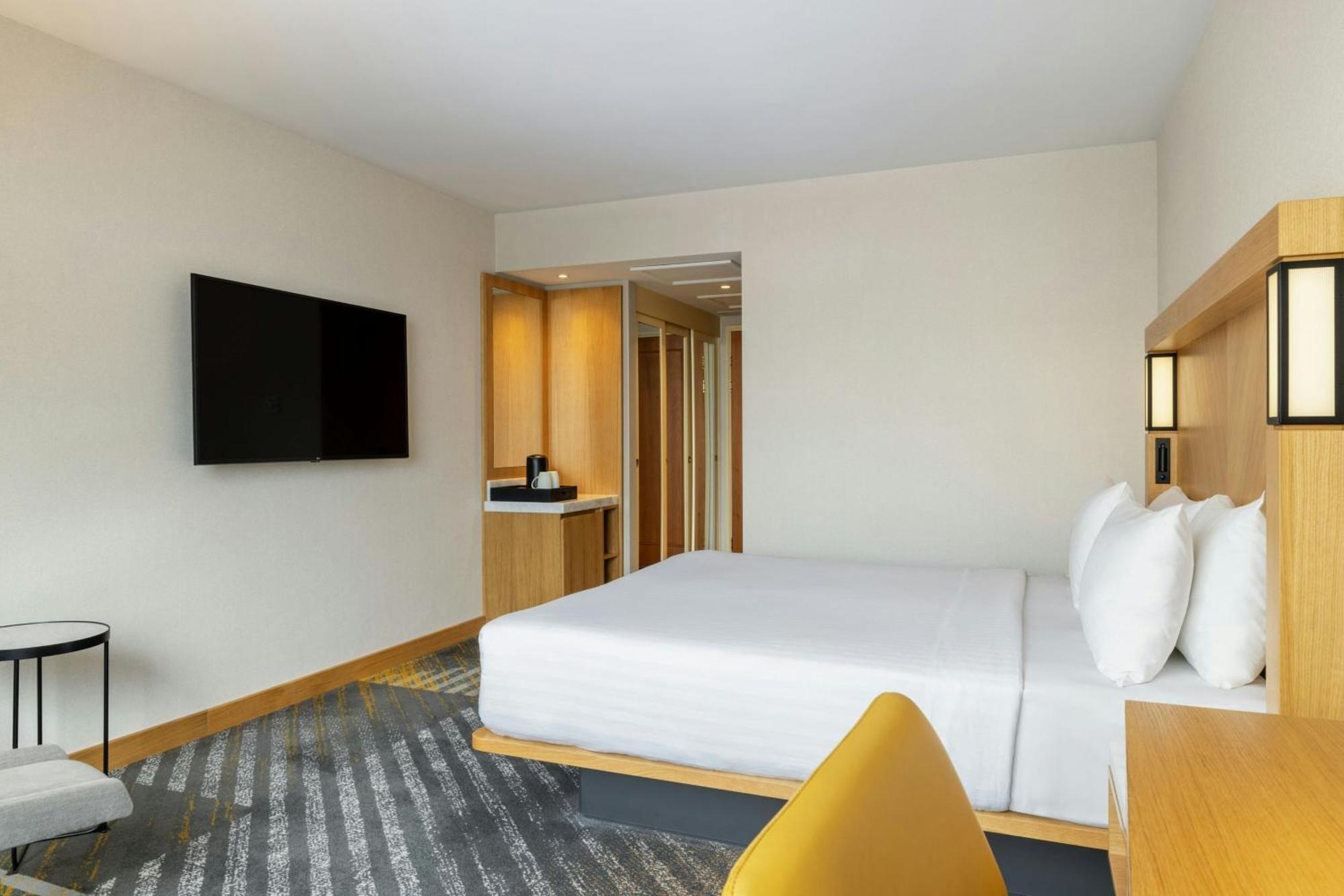 Courtyard By Marriott Hotel 4*